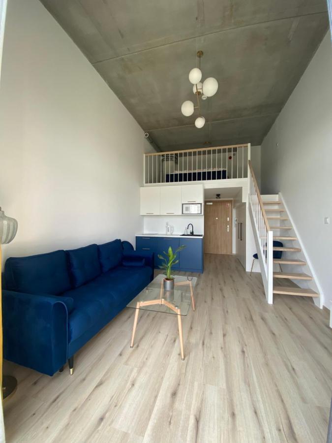 Apartament Wroclaw-Lotnisko ภายนอก รูปภาพ