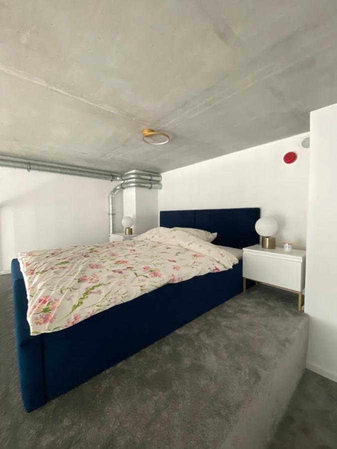 Apartament Wroclaw-Lotnisko ภายนอก รูปภาพ