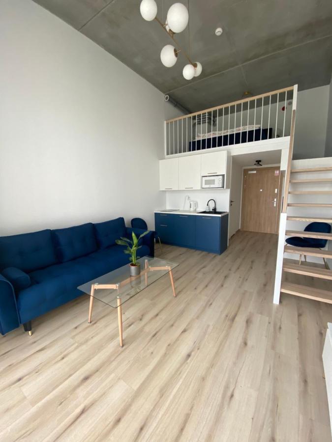 Apartament Wroclaw-Lotnisko ภายนอก รูปภาพ