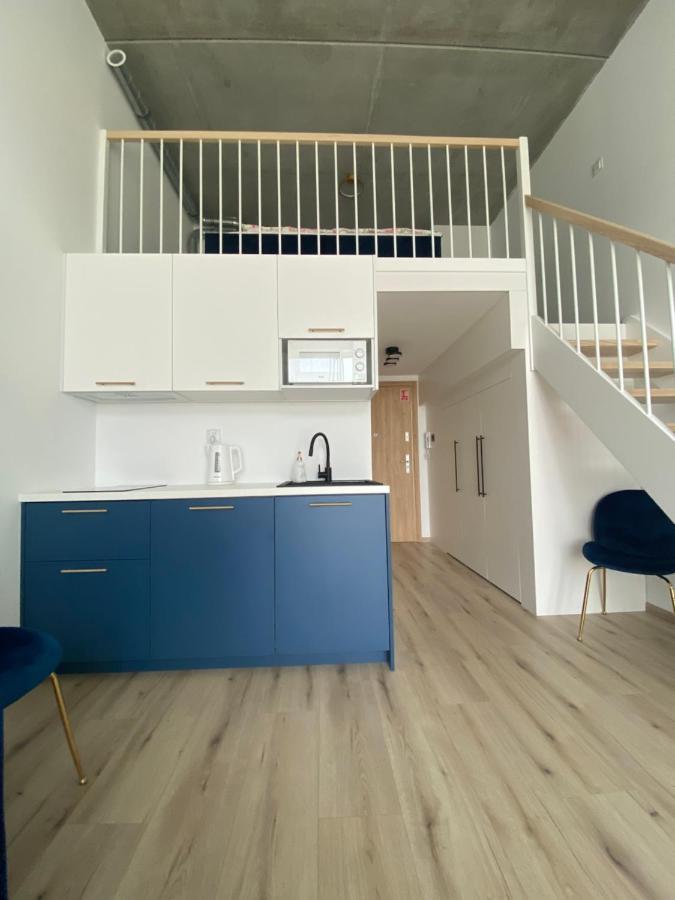 Apartament Wroclaw-Lotnisko ภายนอก รูปภาพ